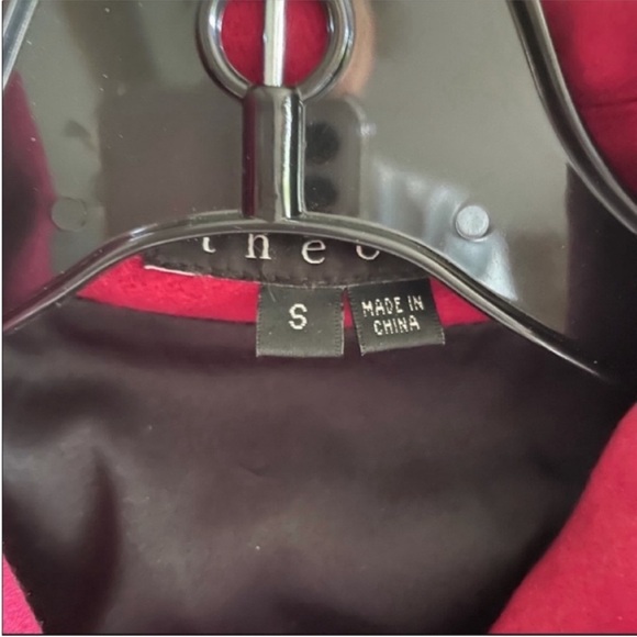 Theory Panya tie wool coat size small - Picture 9 of 9